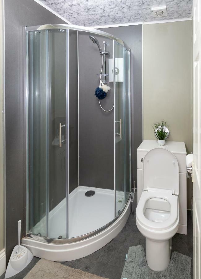 3 Bedroom Apartment Newcastle City Centre Extérieur photo