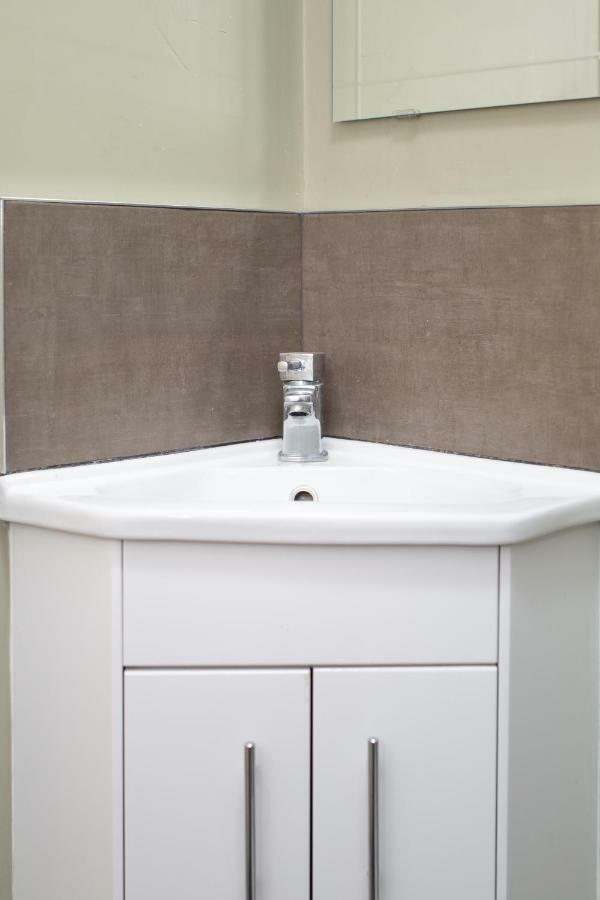 3 Bedroom Apartment Newcastle City Centre Extérieur photo