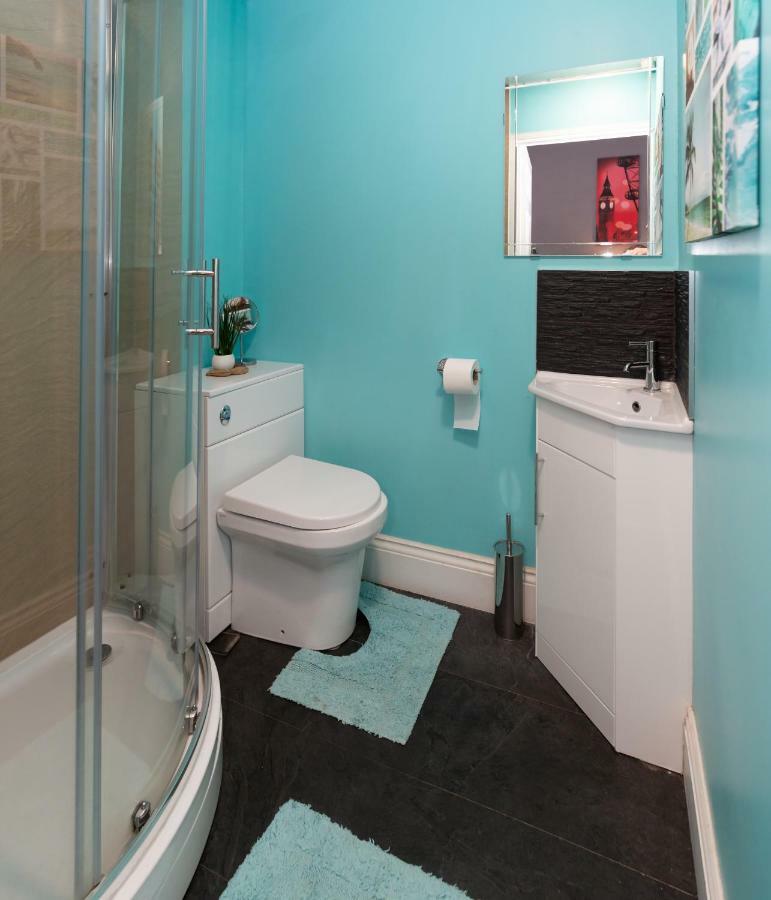 3 Bedroom Apartment Newcastle City Centre Extérieur photo