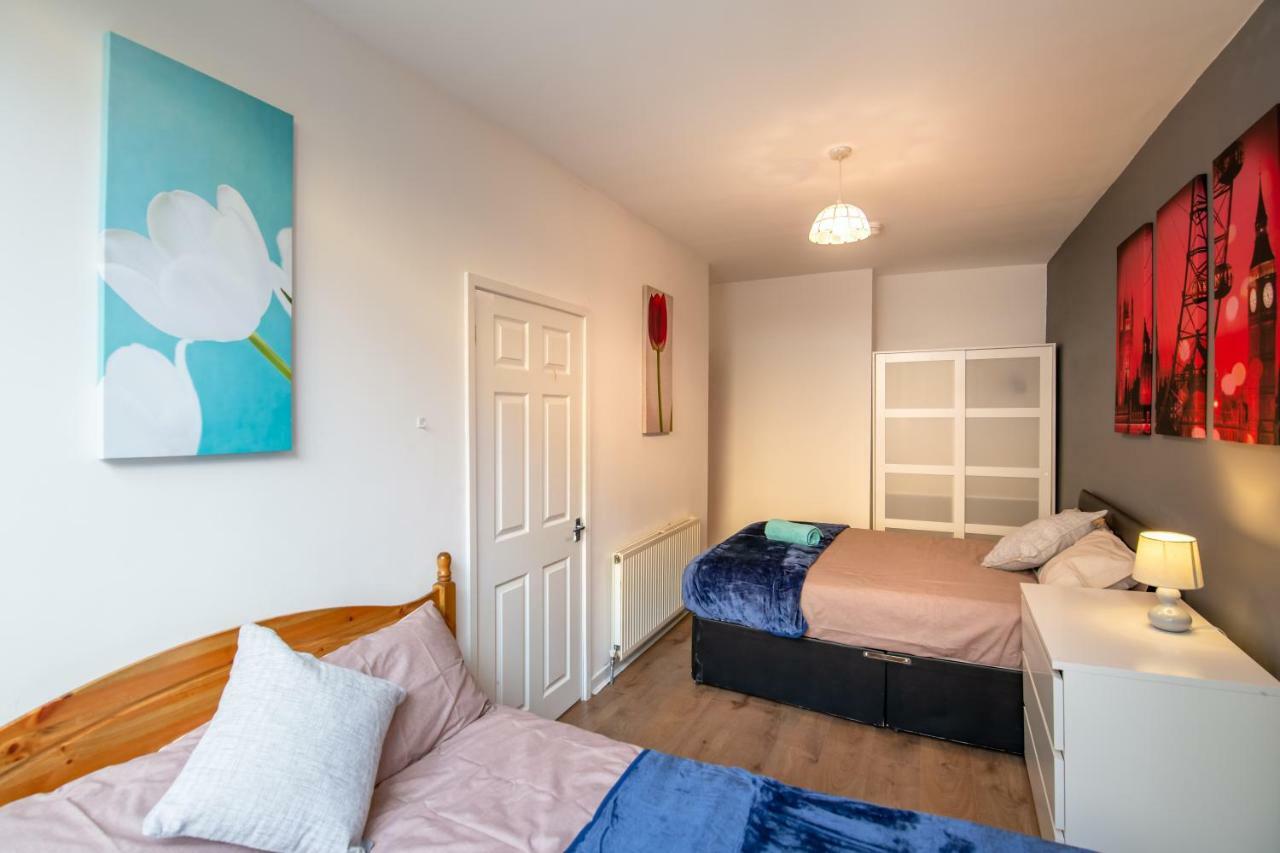 3 Bedroom Apartment Newcastle City Centre Extérieur photo